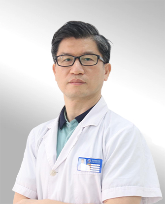 吴新荣医生照片